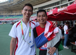 Md Khairi Ishak and Team Manager Loh Ngiap Kiang