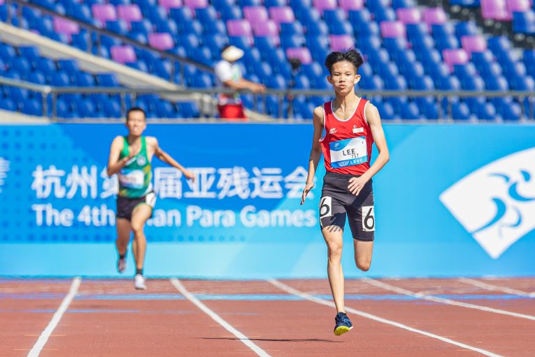 4th Asian Para Games - PARA ATHLETICS – MEN 400M T20 - HEAT 1 - HUANGLONG SPORTS CENTRE STADIUM, Hangzhou, China - October 24, 2023 Singapore’s MAVERIC LEE DONG EN  in action. SportSG/ Dyan Tjhia